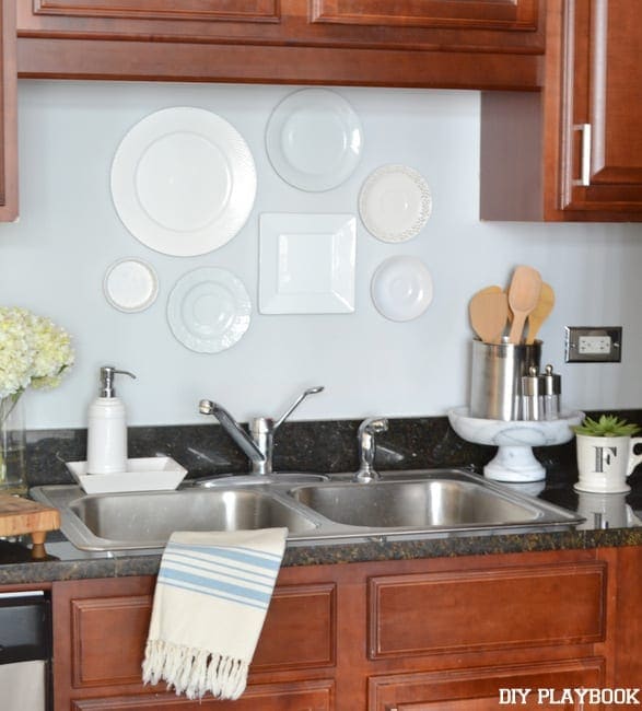 The Easy Way To Hang Plates on a Wall