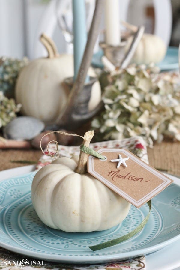 FREE Thanksgiving Watercolor Place Cards
