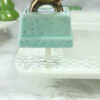 Nora Fleming Plater with hole for decorative mini