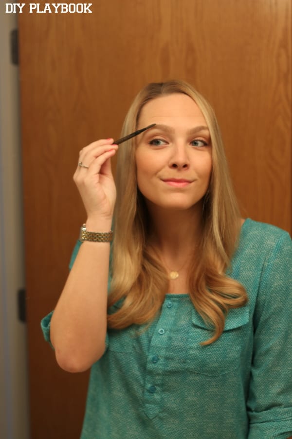 Beauty: How-To Create Full Eyebrows