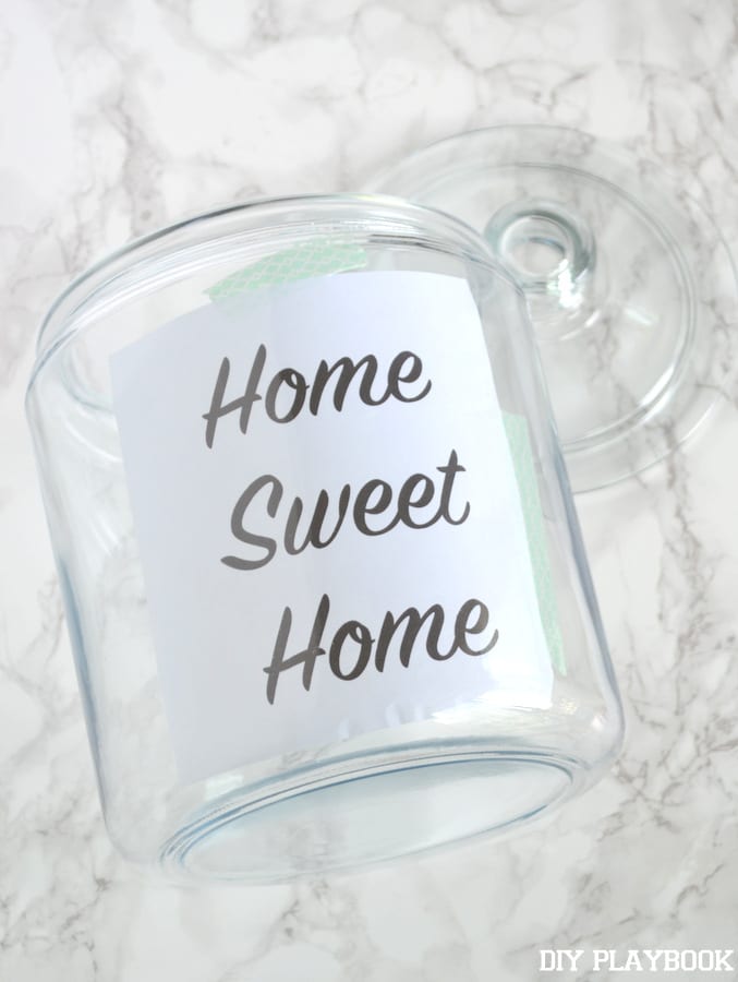 Free printable personalizes the jar!