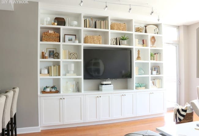 Maggie Built in Shelves