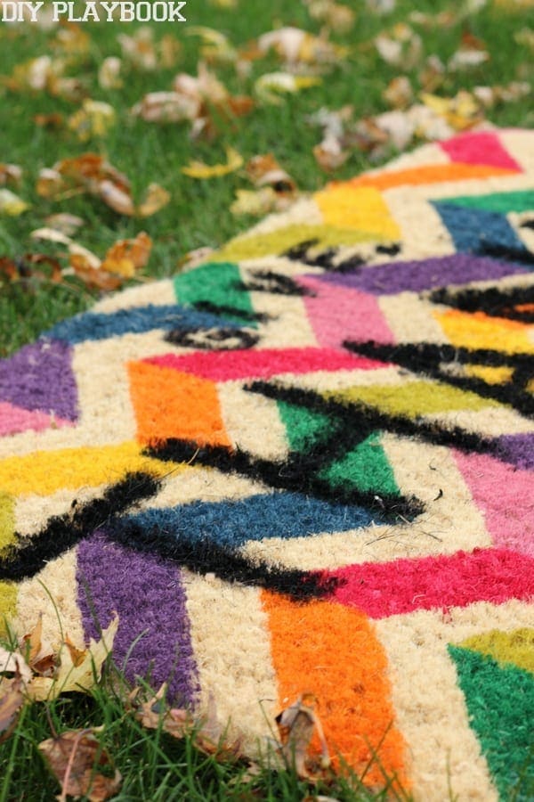 How to Make a DIY Doormat for Thanksgiving