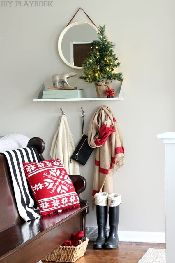 A Plaid and Cozy Christmas Tour