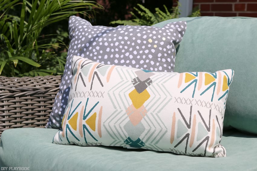 Bridget_Patio_Furniture_flowers_plants-10