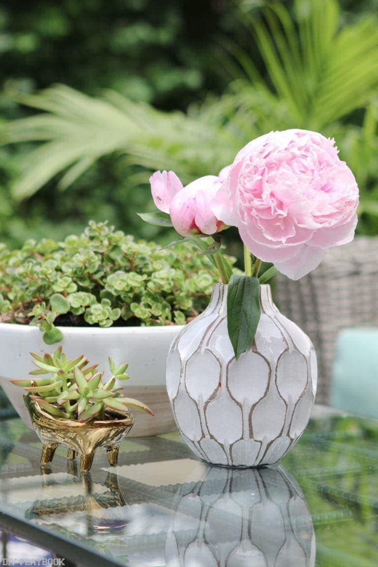 Spring Patio Makeovers