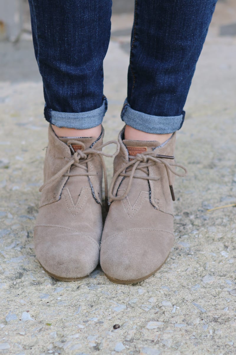 TOMS booties look great with skinny jeans