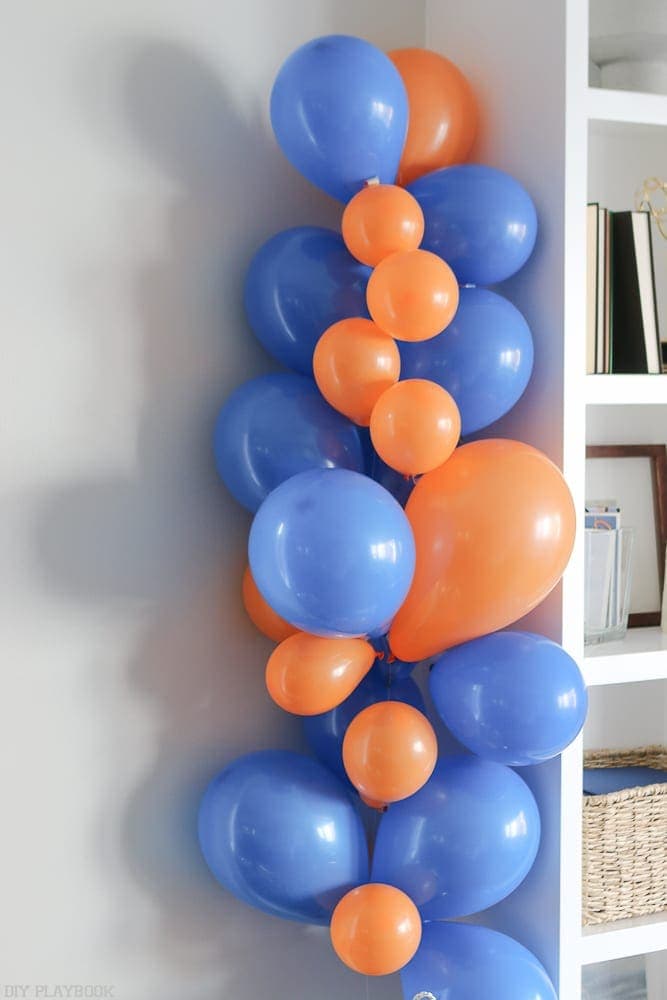 Balloon garland is easy to do