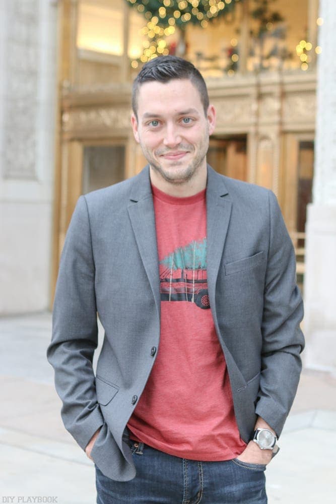 jeans-tee-blazer-christmas