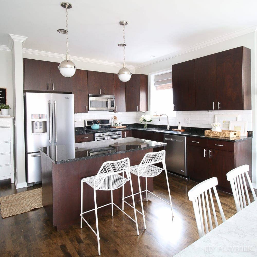Kitchen: Chicago Condo Tour| DIY Playbook
