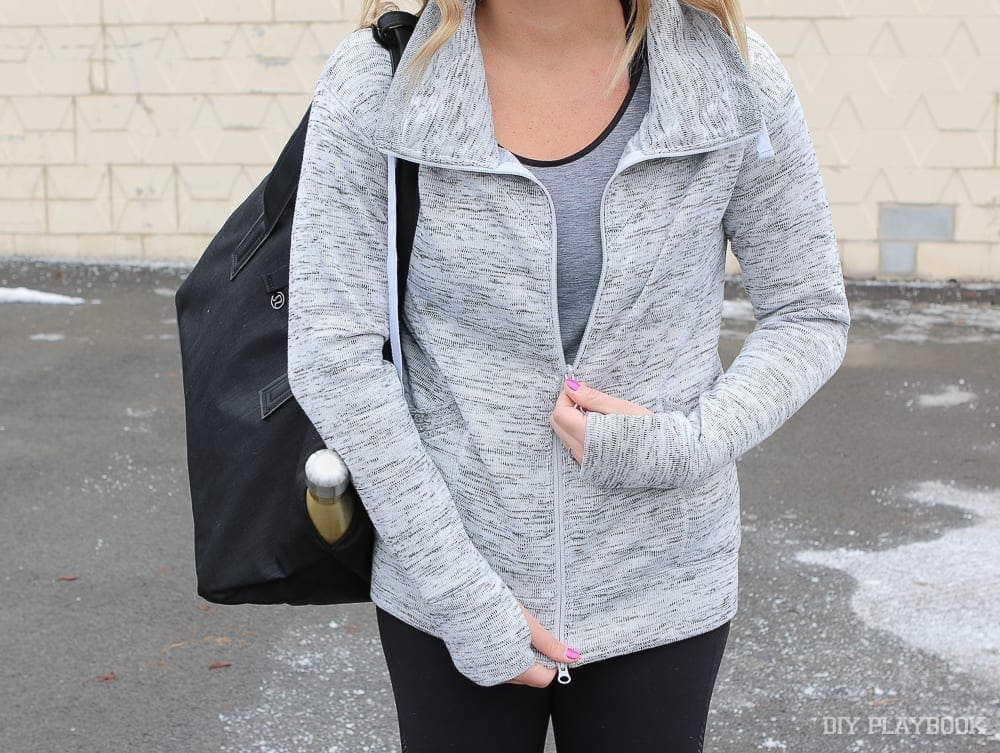 This athleisure hoodie is great for the gym or Saturday brunch!