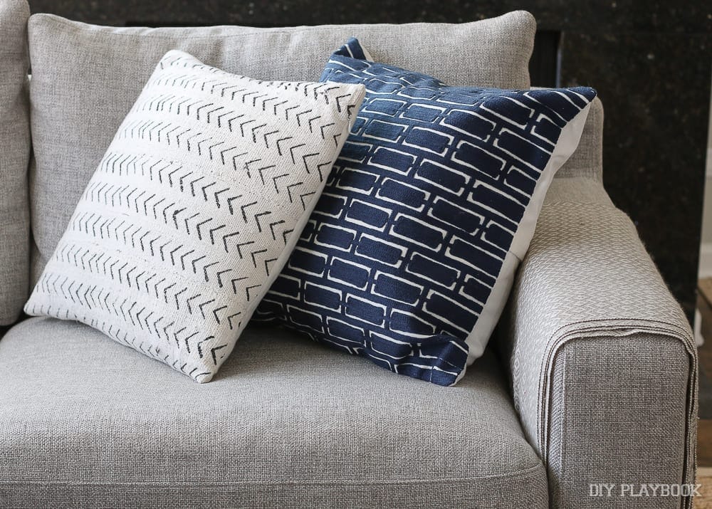 couch-pillows