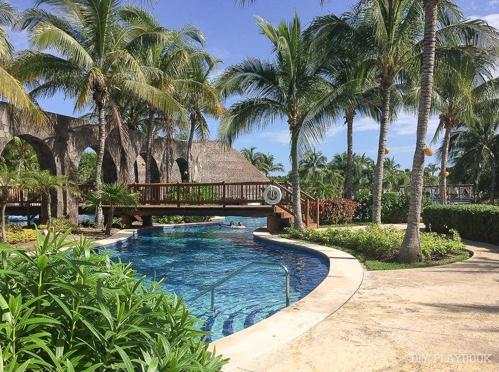 pool-mexico