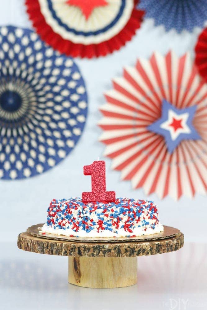 How_to_DIY_Smash_cake_photoshoot_Owen-4