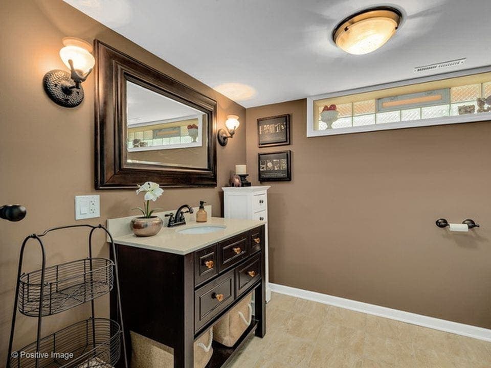 Bridget's new basement bathroom