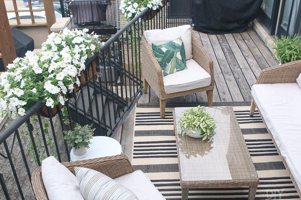 flowers-balcony-patio