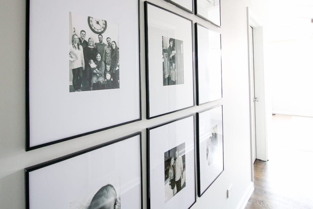 My best tips to hang a symmetrical gallery wall
