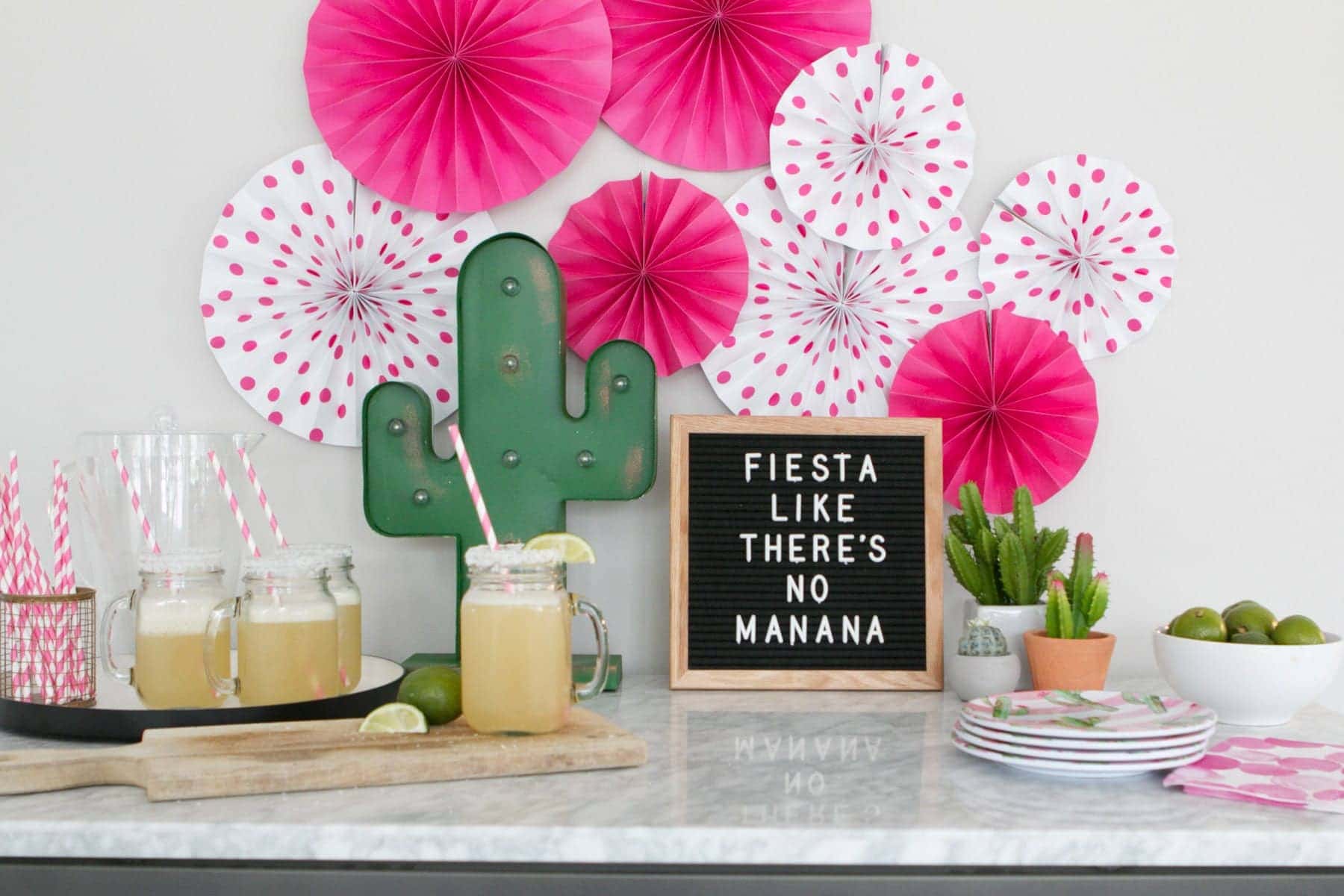 tips for a cinco de mayo party with margaritas