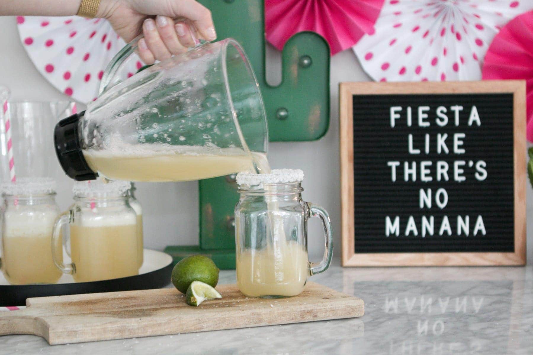 pouring a margarita