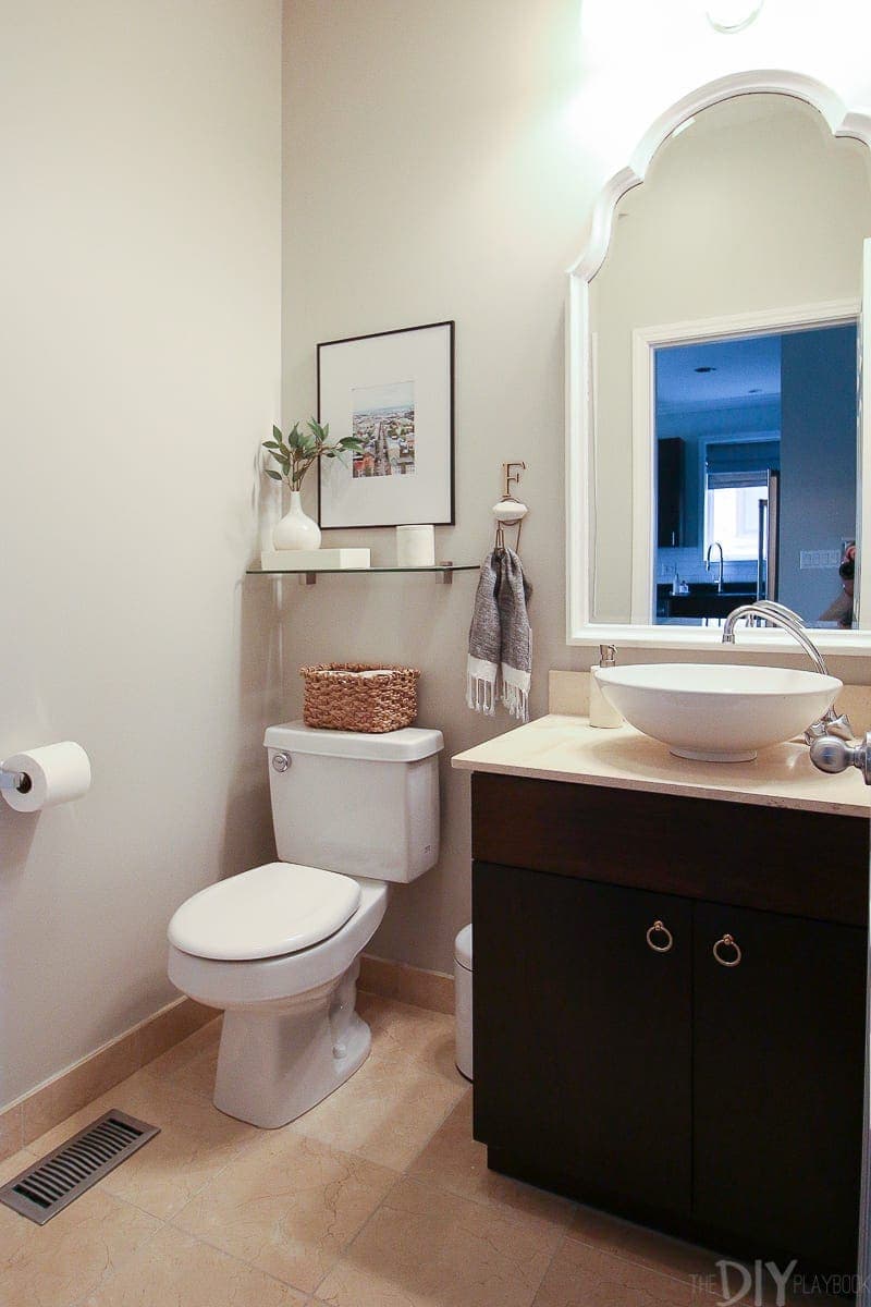 Small guest bathroom before remodel