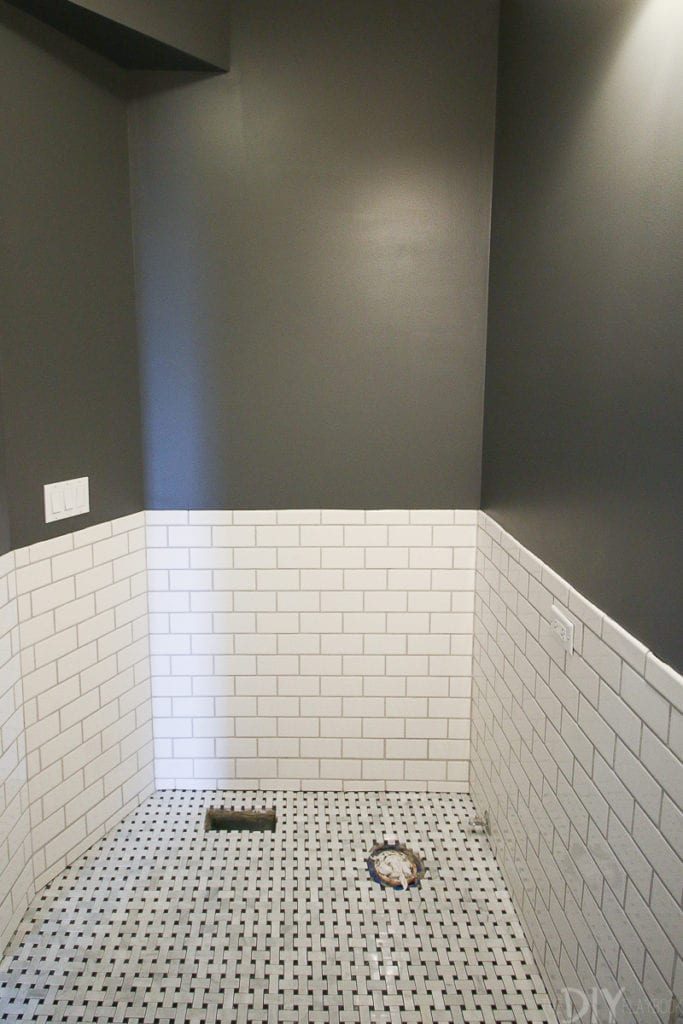 Dark gray paint color, Peppercorn by Sherwin Williams