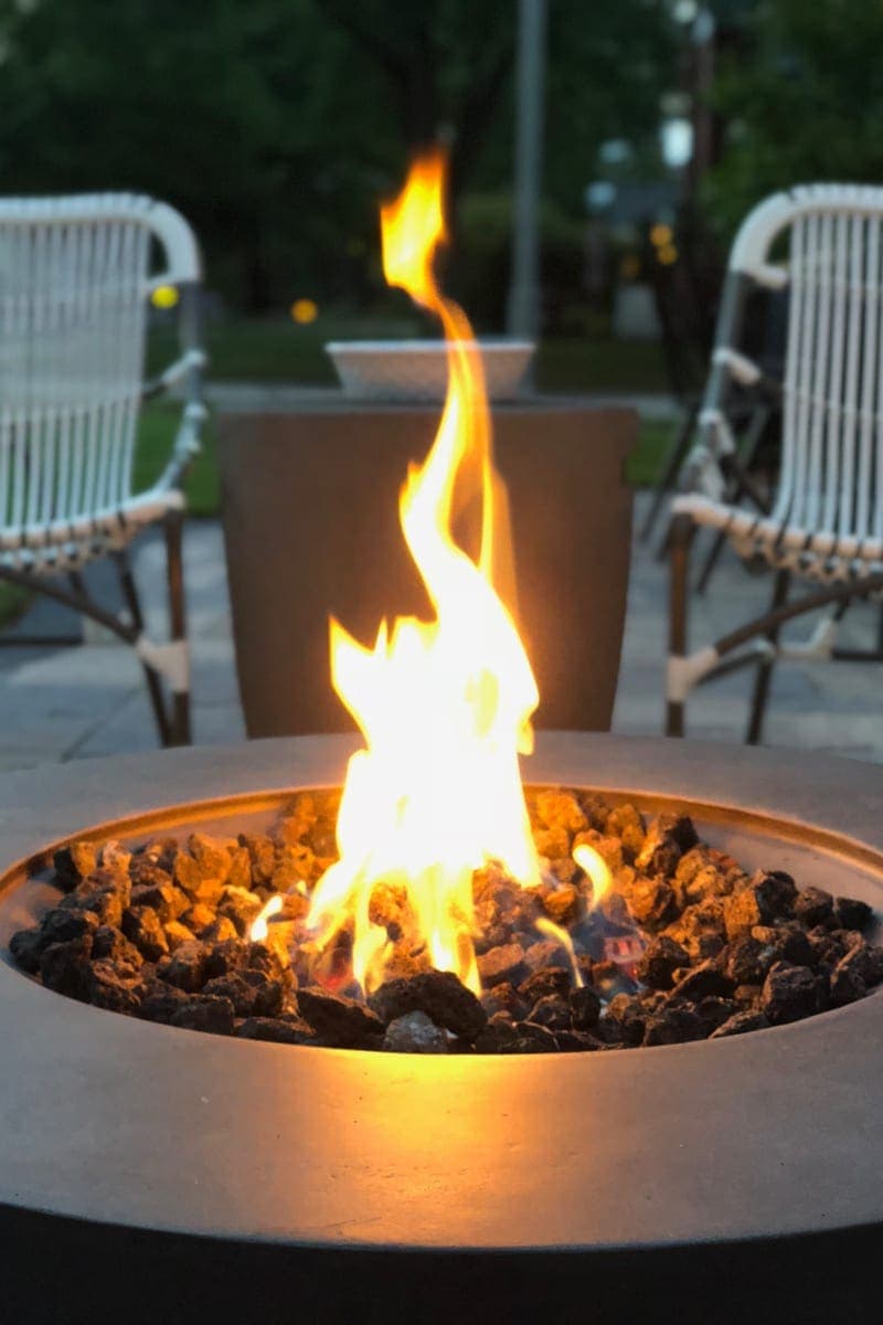 Outdoor firepit