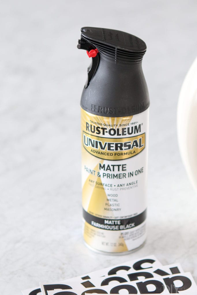 Matte black spray paint for this craft project