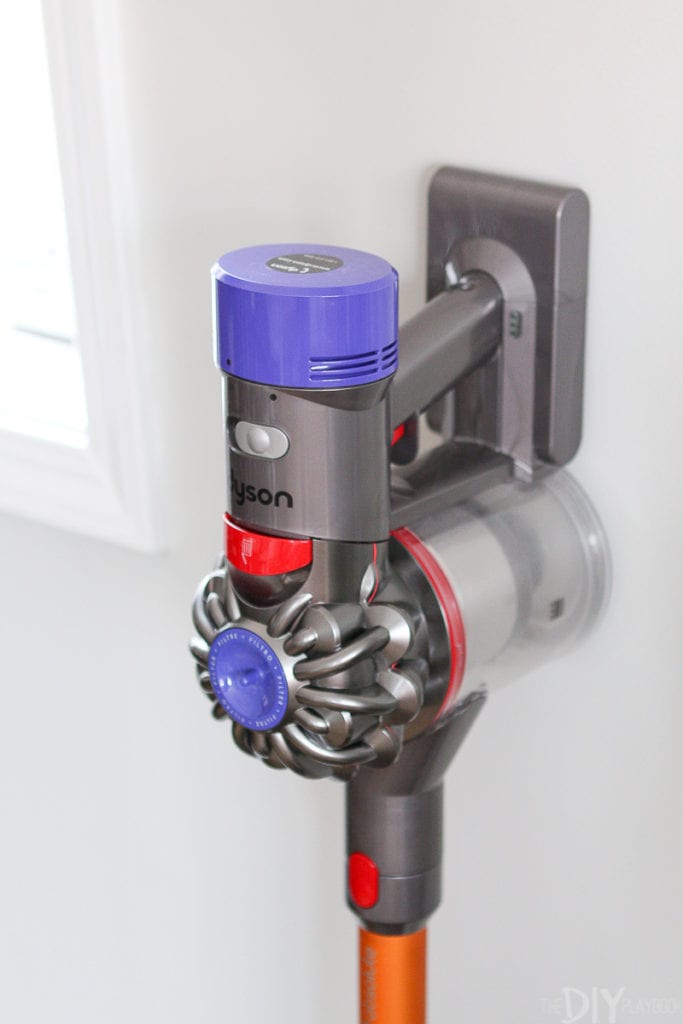 Dyson v8 model