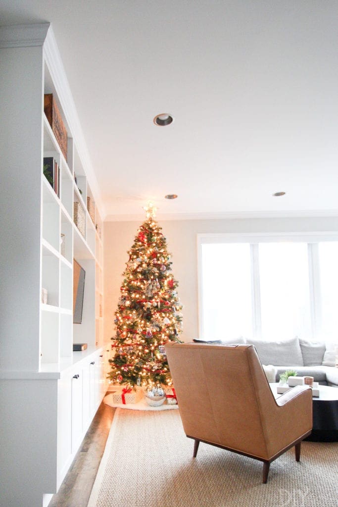 A red and gold Christmas tree