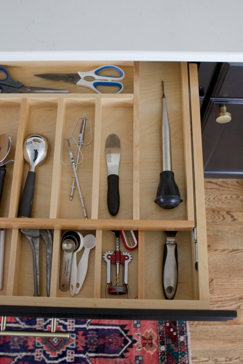 lowe's built in kitchen organizers