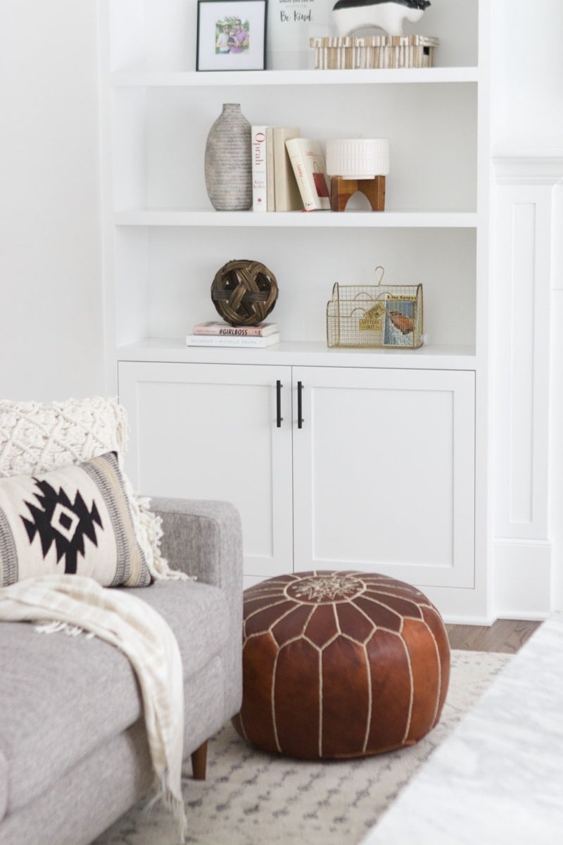 white cabinets with no-show lock