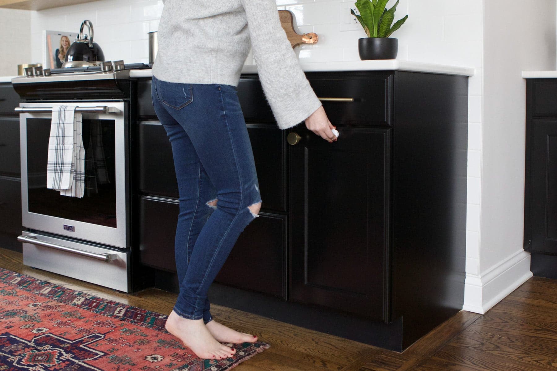 step by step way to open childproof locks