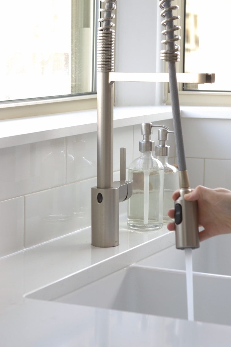 choosing a pull down faucet