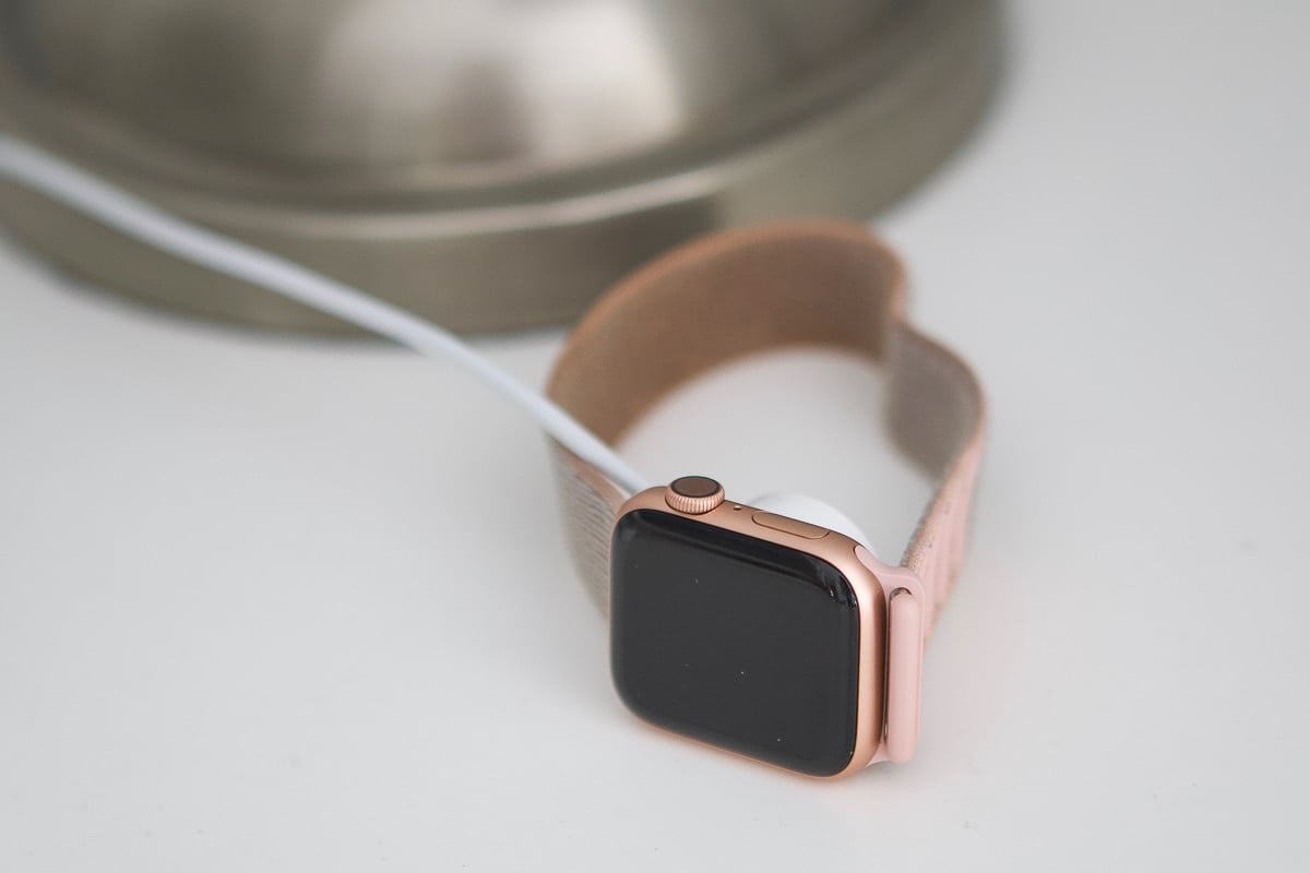 Charging my apple watch