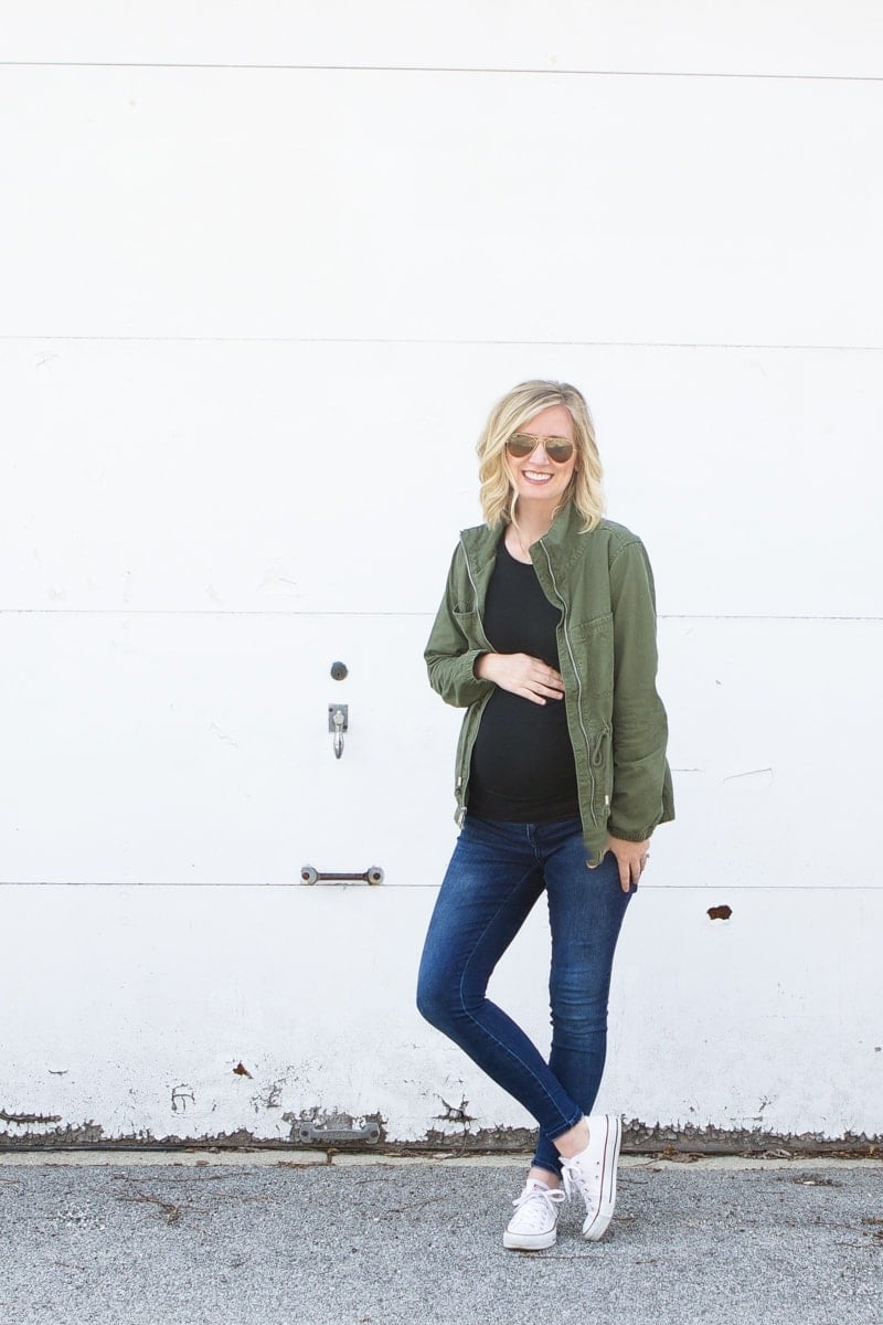8 months pregnant with baby number 2