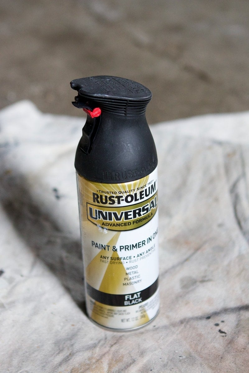 Black matte spray paint