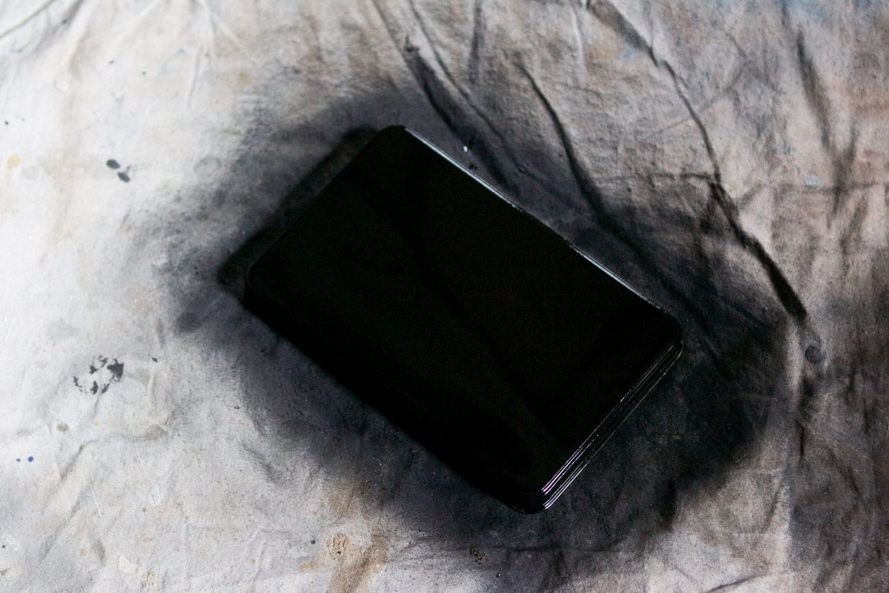 Spray painting a black top