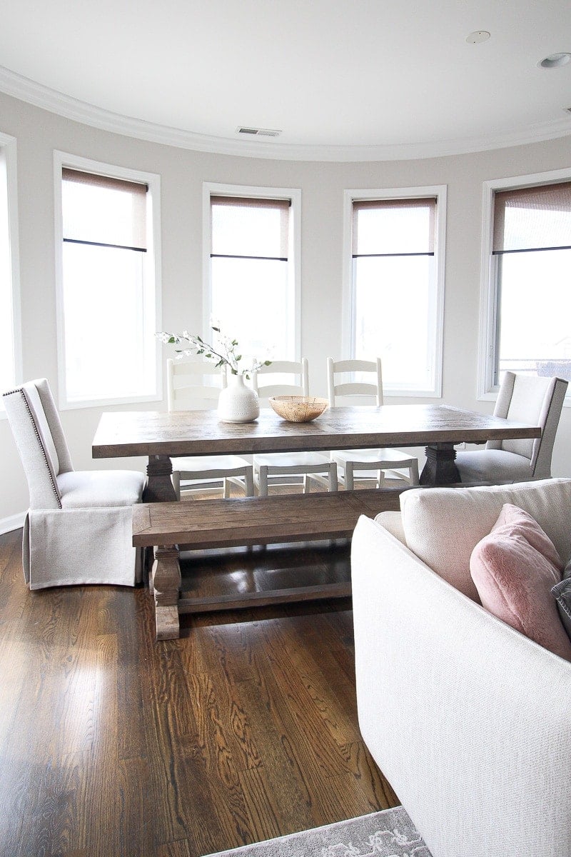Farmhouse dining room in the city