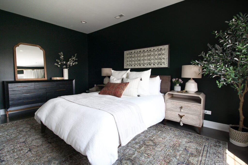 Dark green guest room reveal