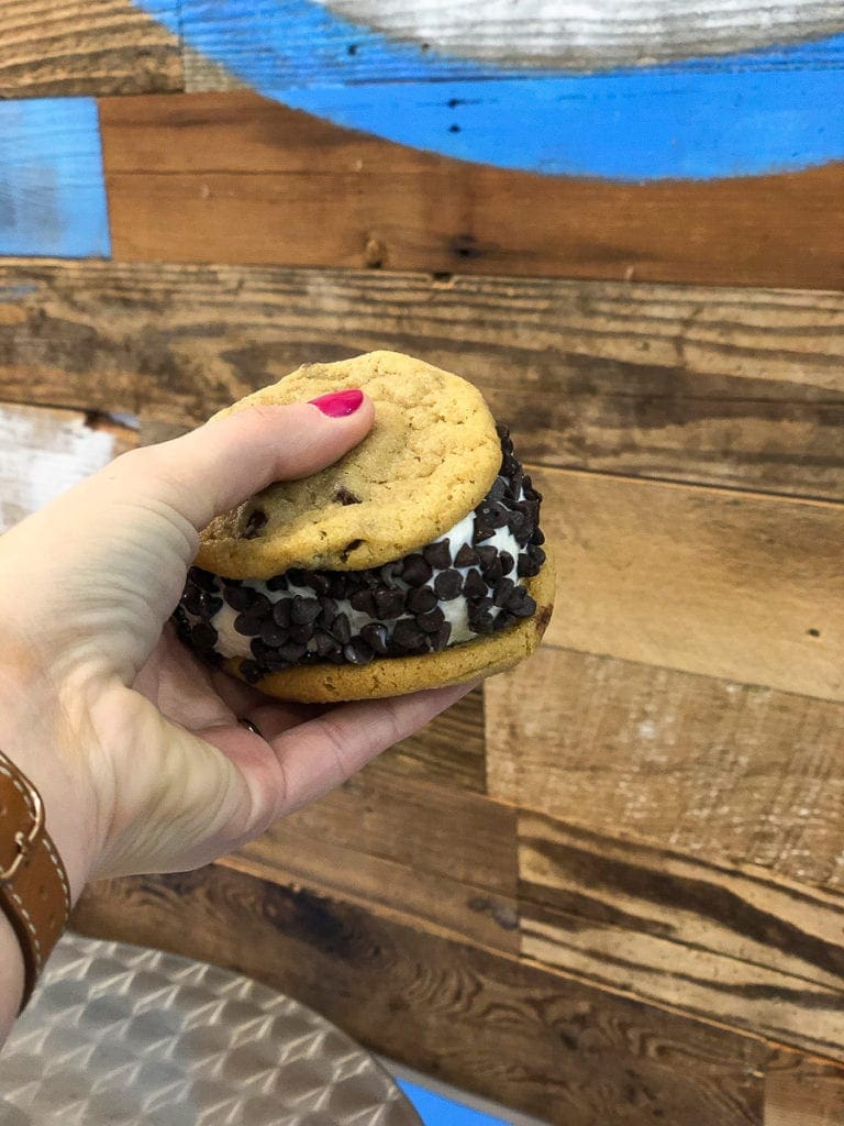 Ice cream sandwich