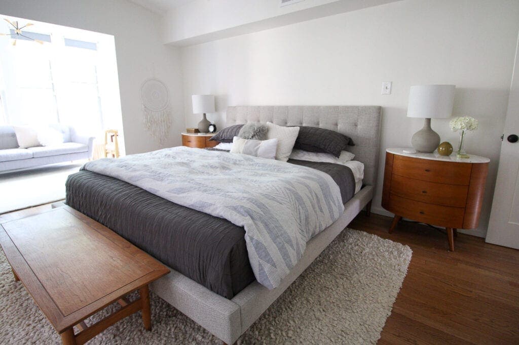 Mid-century modern master bedroom