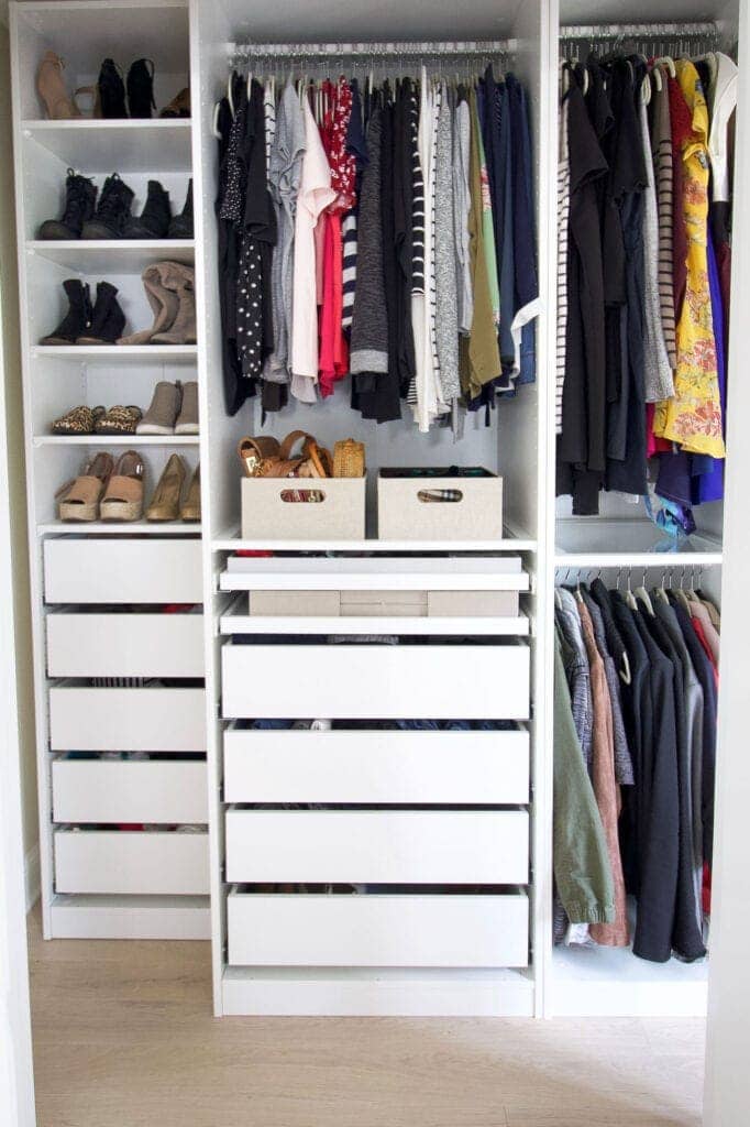 Middle unit for dresses