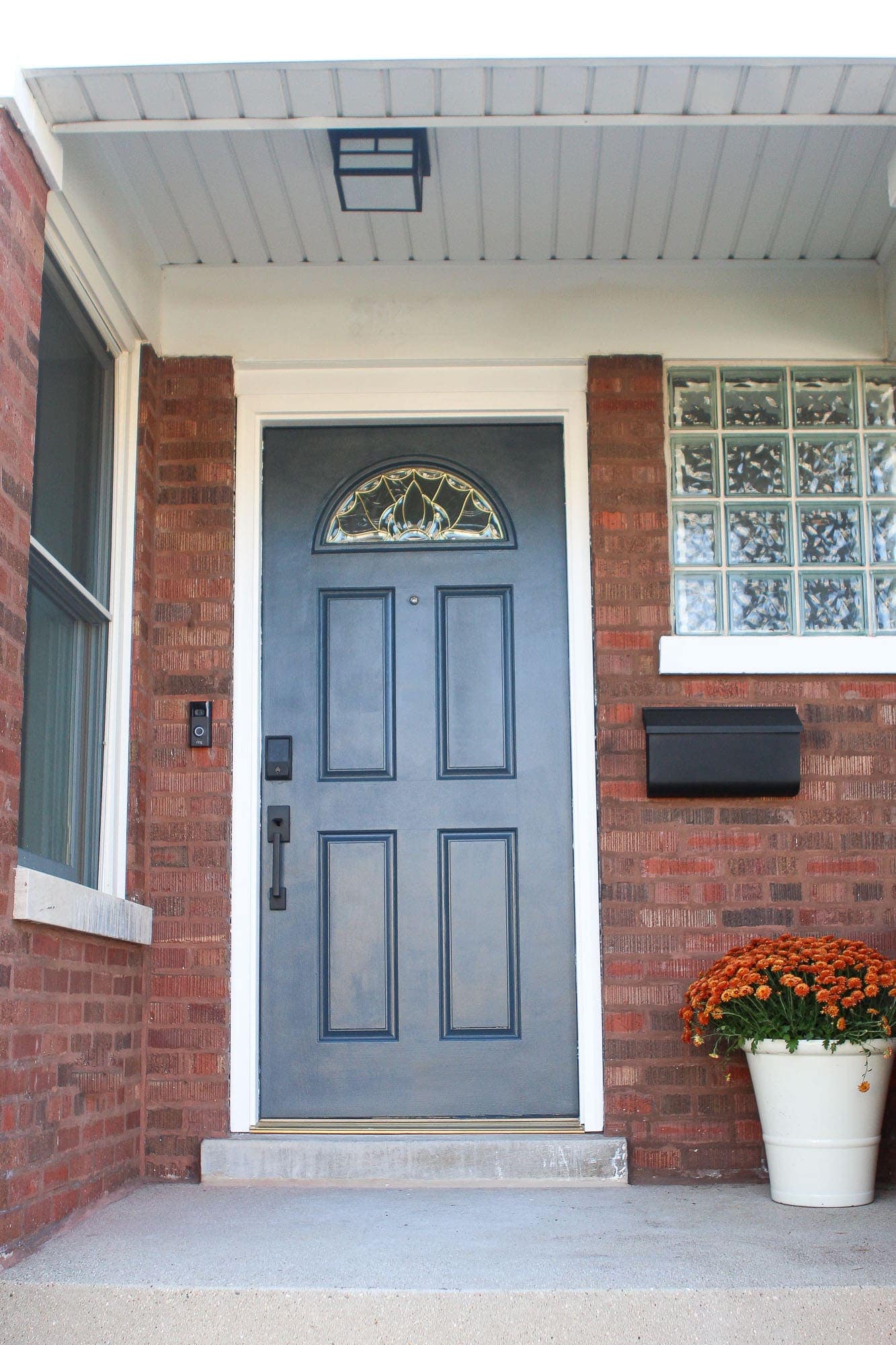 Front door painted benjamin moore Blue note