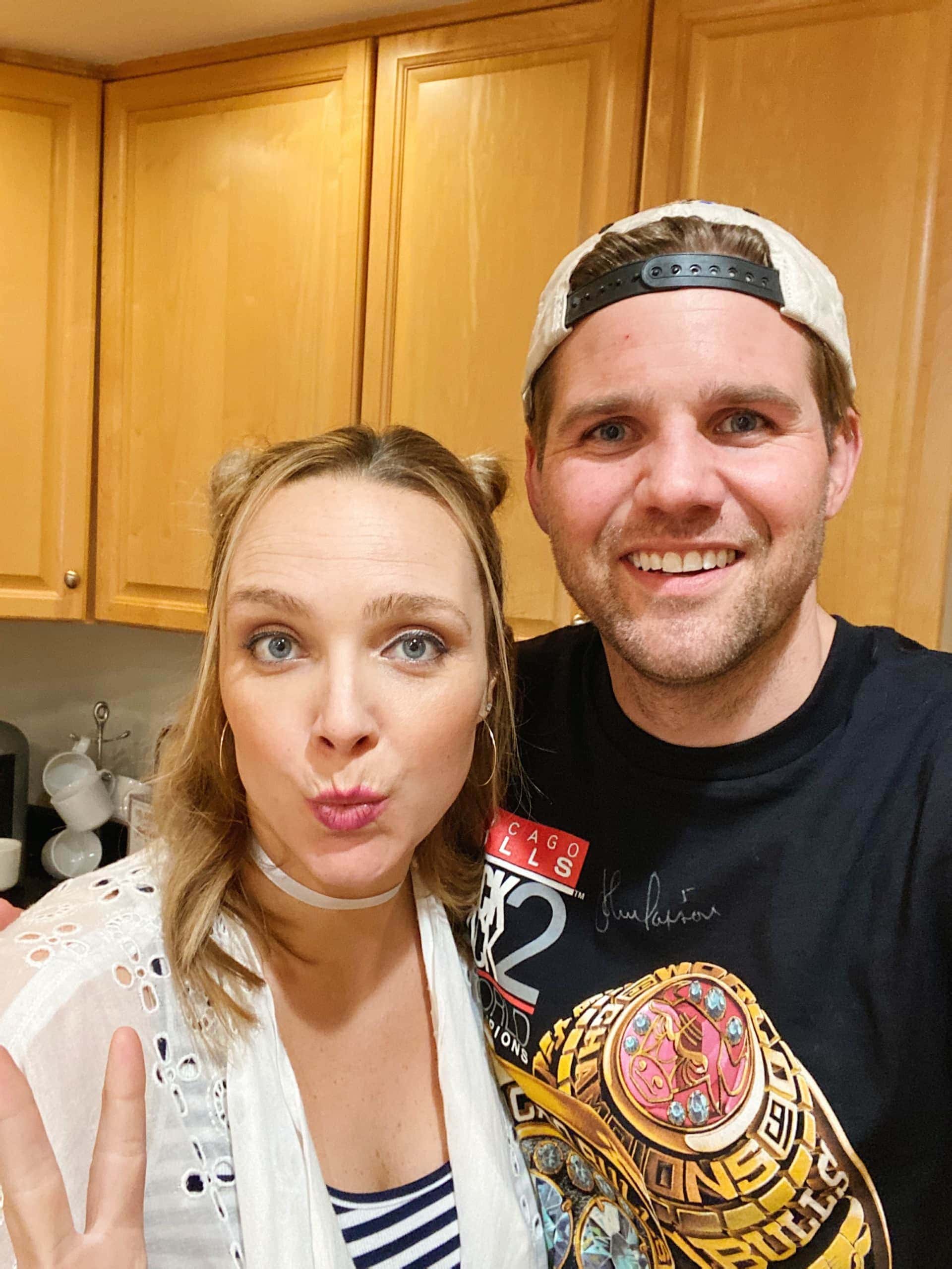 casey and finn enjoying 90s night