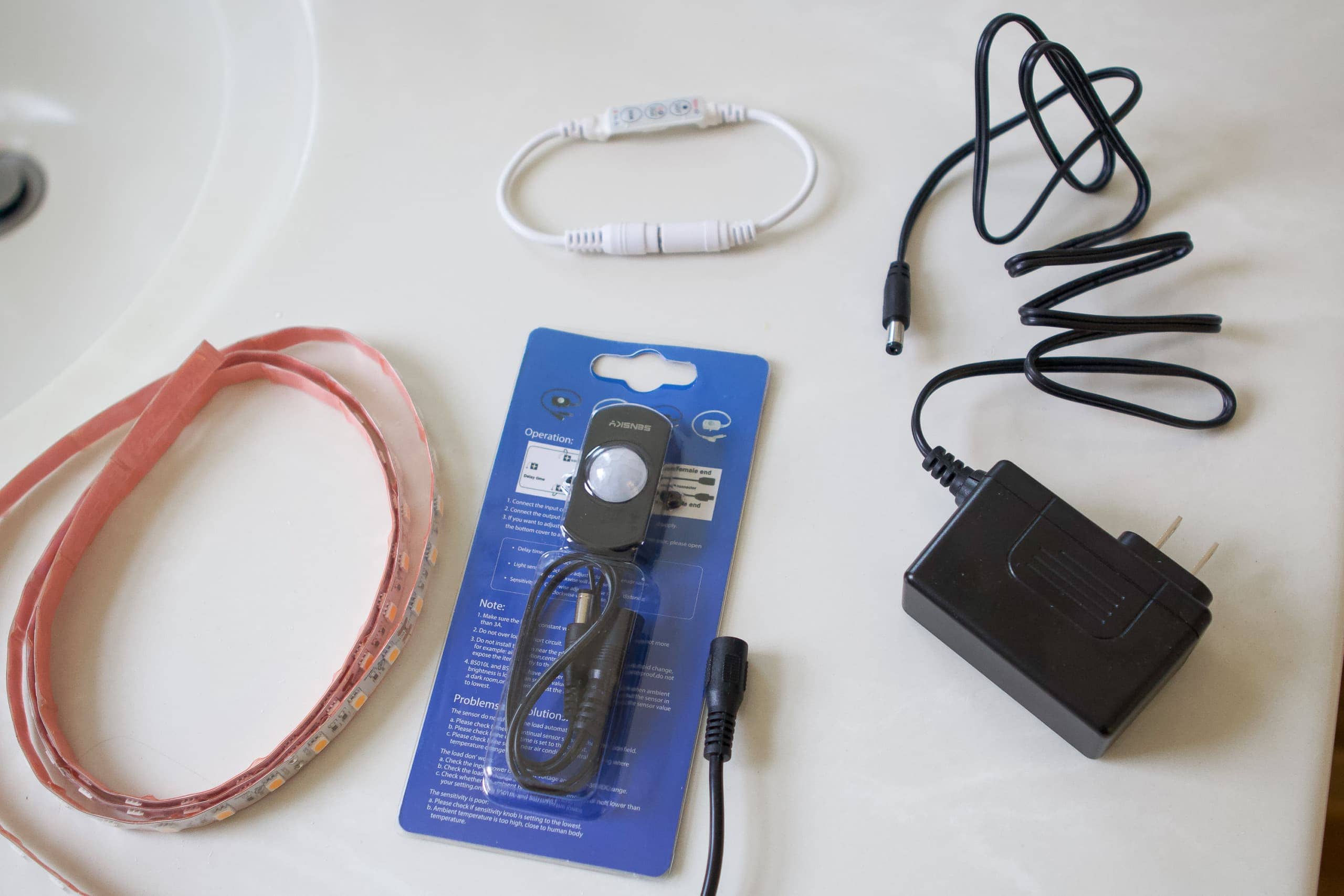 Lighting kit from AQ Lighting