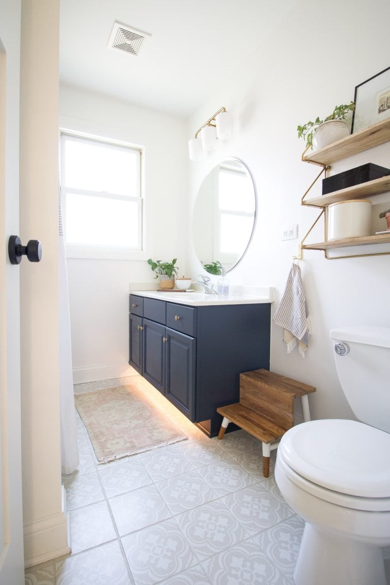 Under cabinet lighting in the bathroom