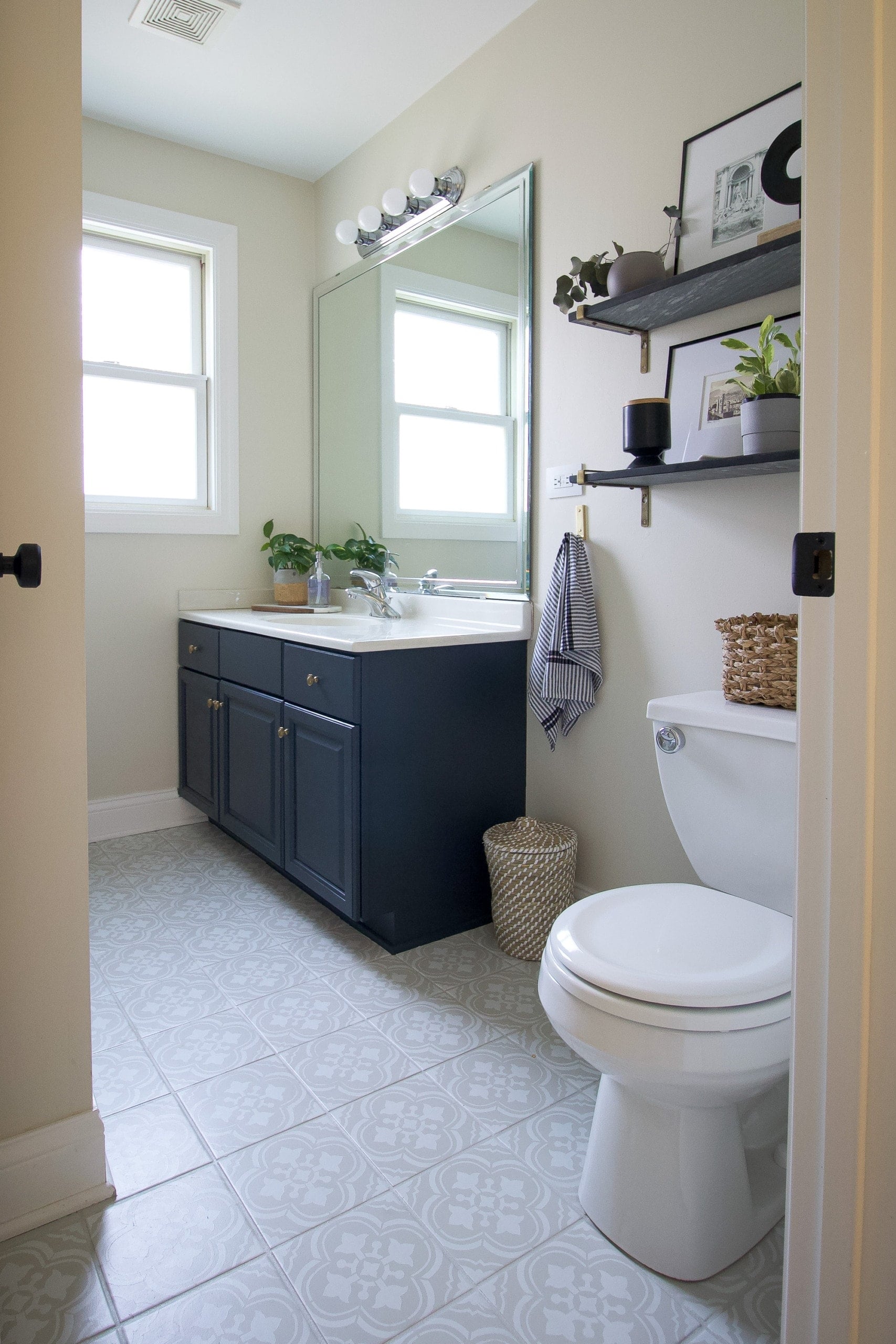 How to paint a bathroom vanity
