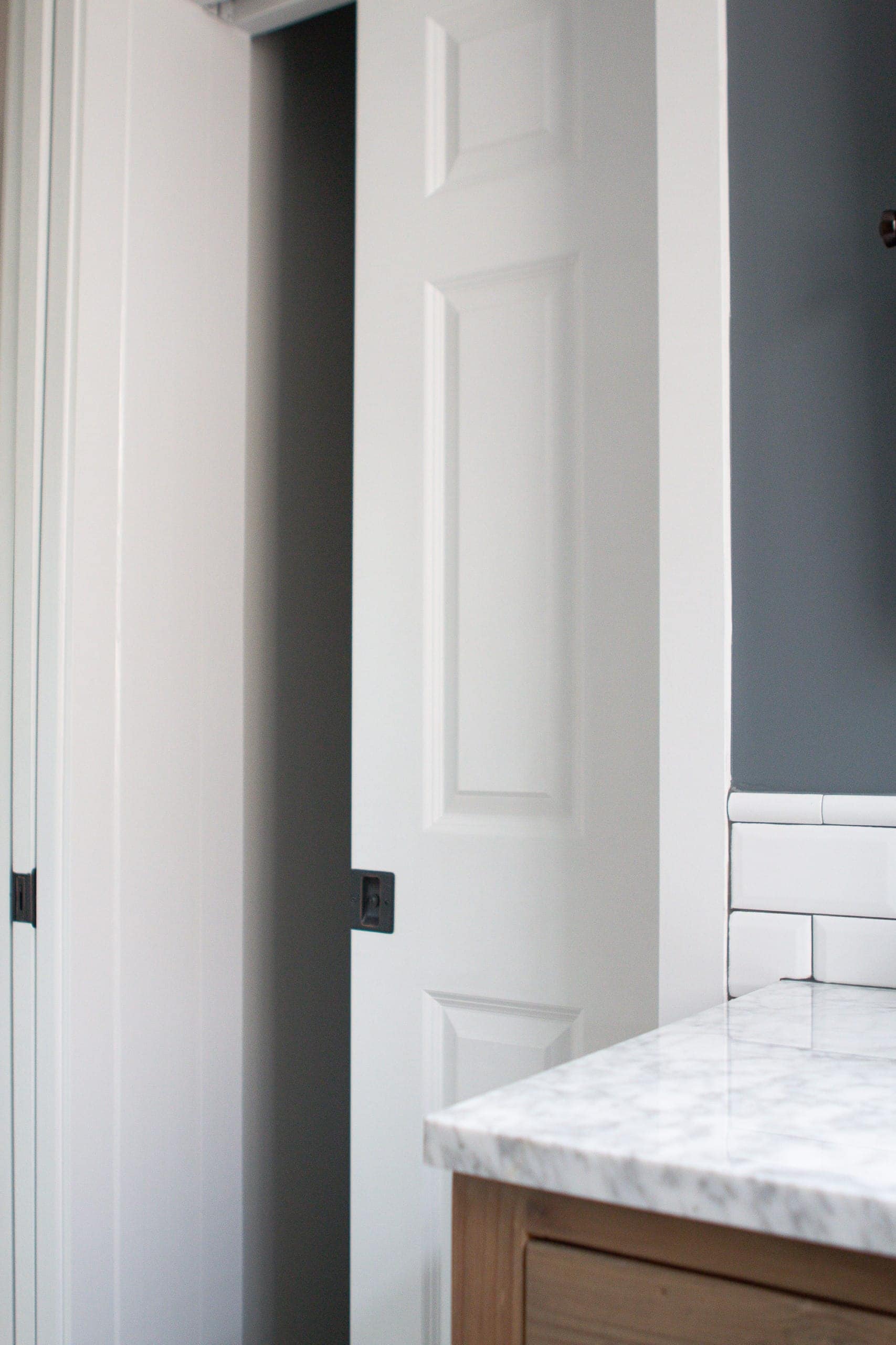 Closet door 