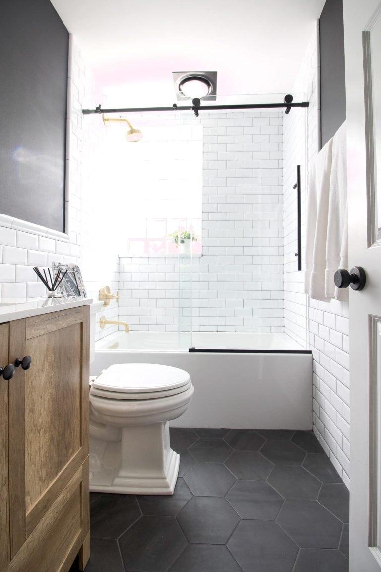 Liz's bathroom makeover reveal