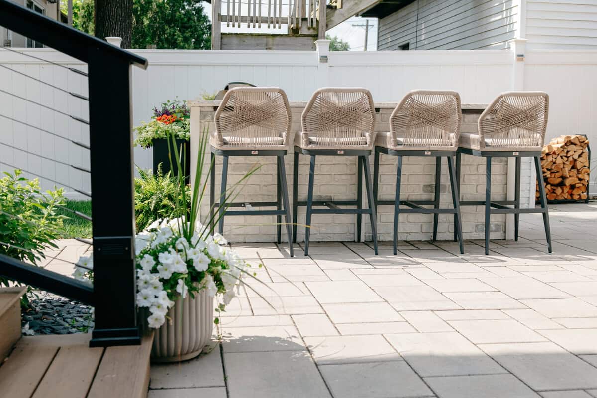 out ourdoor bar seating